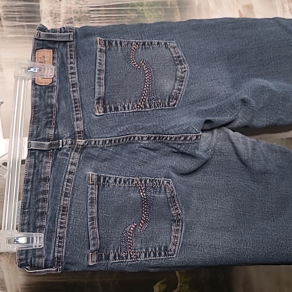 Signature by Levi Women 12 short 31 x 30 denim blue jeans modern boot cut